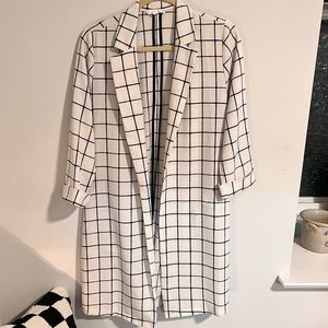 MINE Business Casual White / Black Day Jacket Medium, Long Blazer / Work Coat